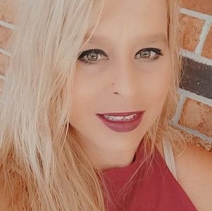 Meet your Posher, Stacey